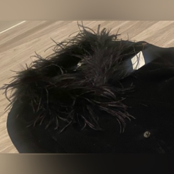 REAL Feather Trim 🪶 Valerie Stevens Black Chenille Luxe Cardigan ✨ - Picture 5 of 6